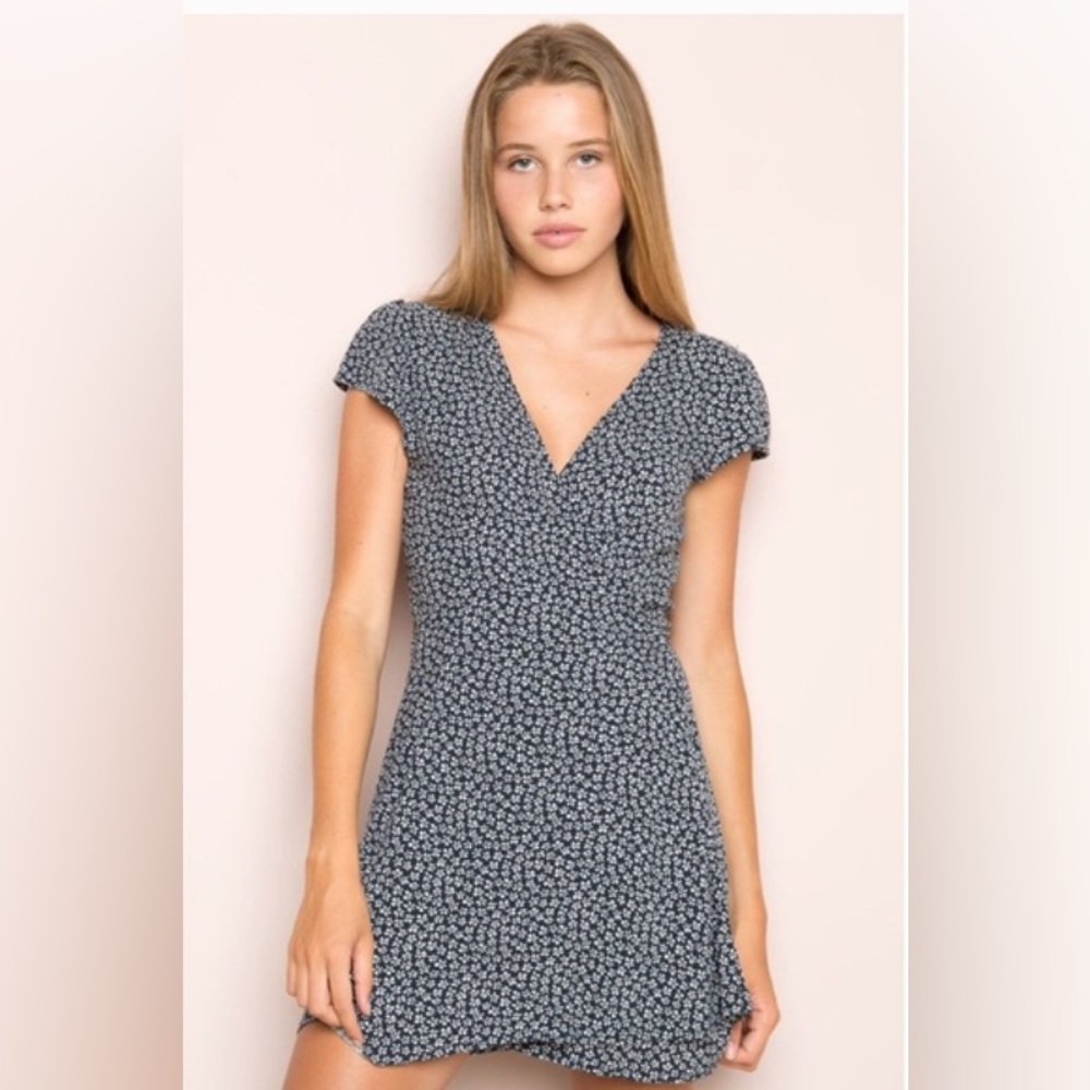 Brandy Melville Floral Mini Dress Navy Blue Ditsy Print V Neck XS S